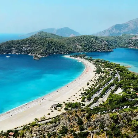 Cheerful 4 Bed With Pool 5 Mints 2 Feriehus Ölüdeniz