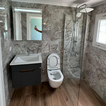 Cheerful 4 Bed With Pool 5 Mints 2 Feriehus Ölüdeniz